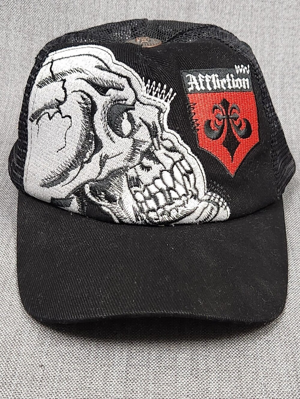 Affliction Skull Graphic Curved Bill Adjustable Snapback Hat. Unisex